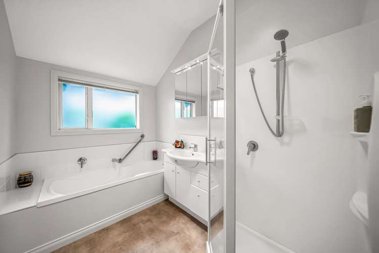 25 Muriwai Drive Manapouri_16