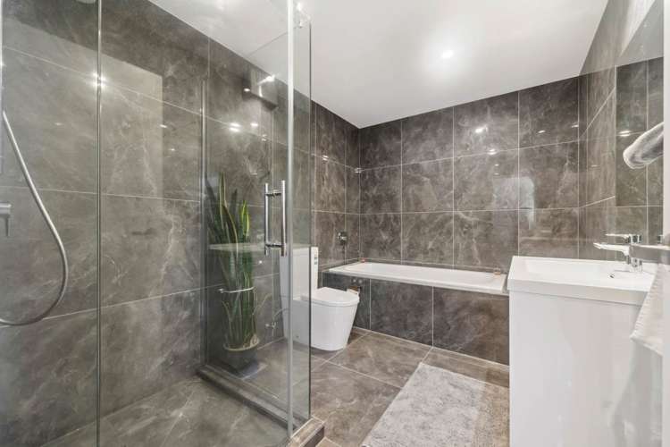 5a Mcquoids Road Flat Bush_12