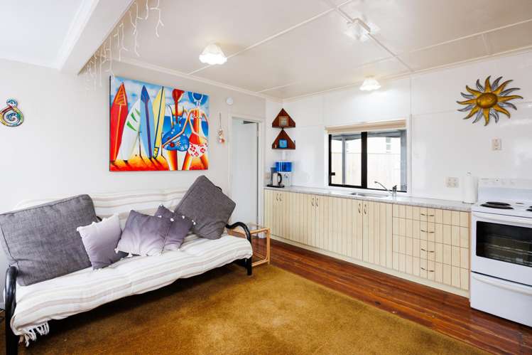 31 Koputara Road Himatangi Beach_3