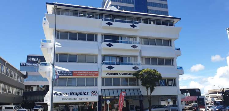 3e/15 Auburn Street_0