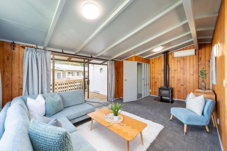 192 California Drive Totara Park_6