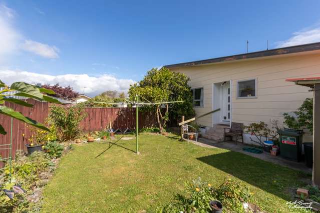 16A Fremont Grove Totara Park_2