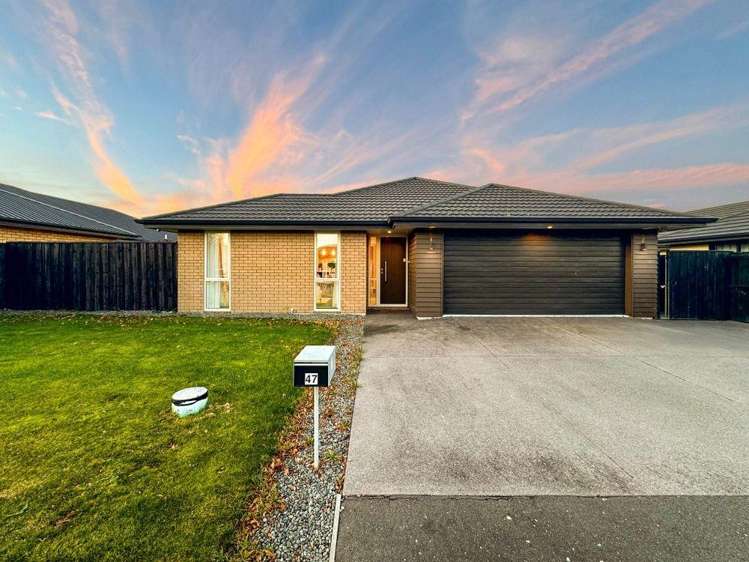 47 Bradwell Crescent 1447_14