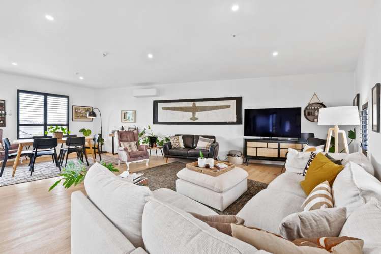 3/85 Bomb Point Drive Hobsonville_4