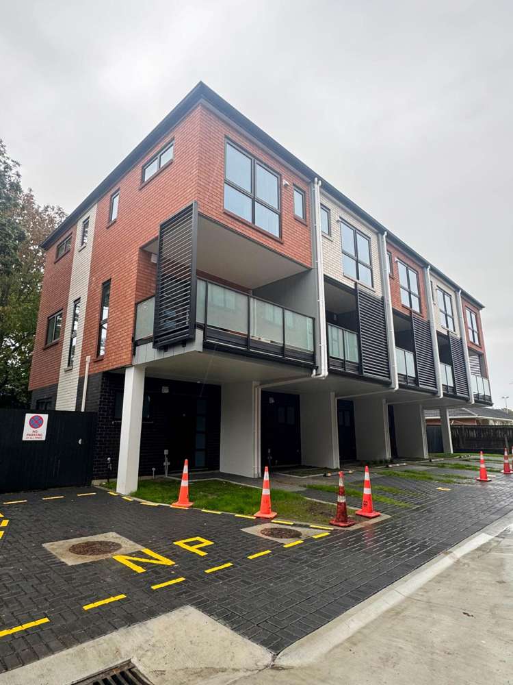 19/5 Mount Albert Road Mt Albert_21