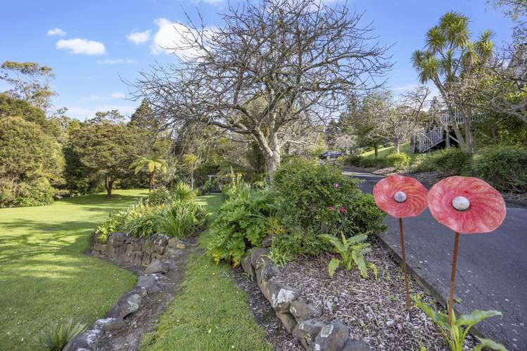 149K Glengarry Road Glen Eden_23