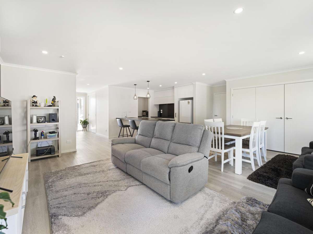 59 Leathem Crescent_3