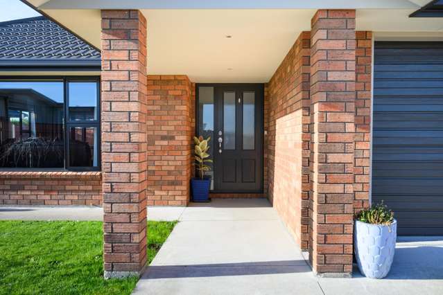 13 Lorenzo Place Kelvin Grove_2