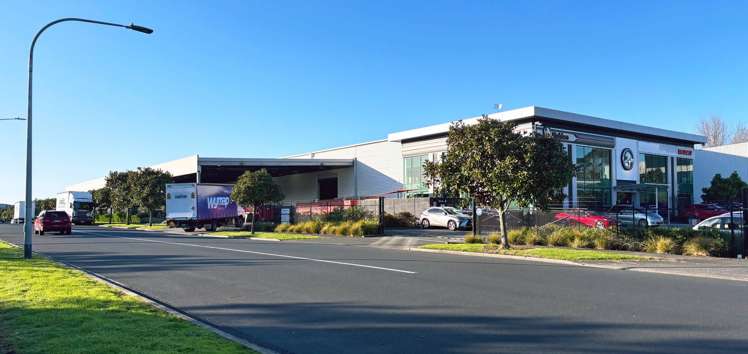 2/118 Savill Drive Otahuhu_1