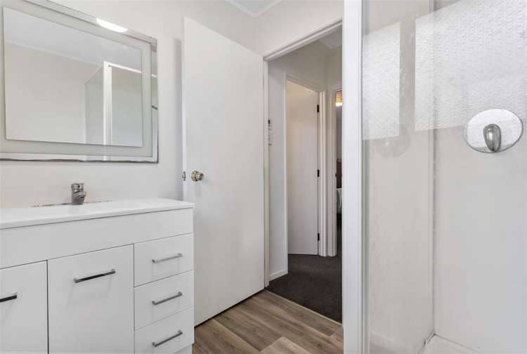 2/8 Ingram Street Papakura_10