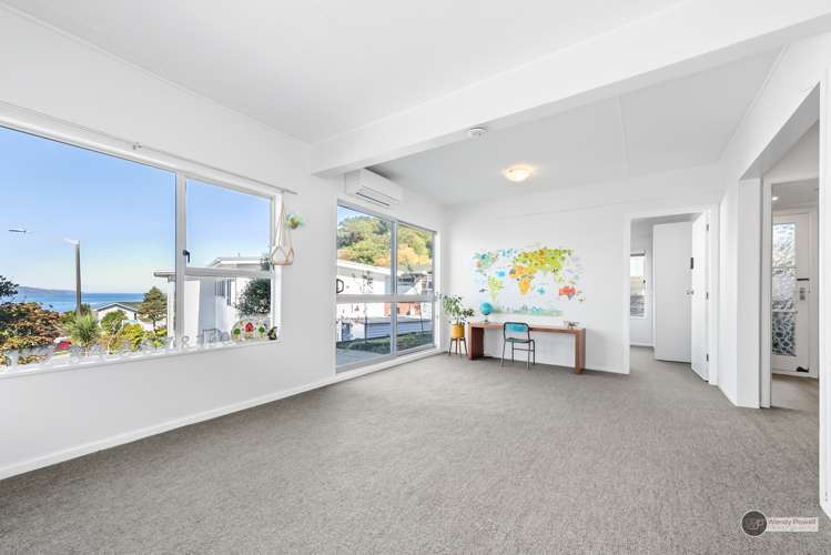 73 Miromiro Road Normandale_13