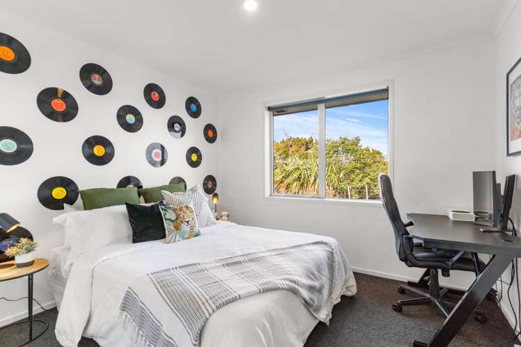 1096e Awhitu Road Pollok_13