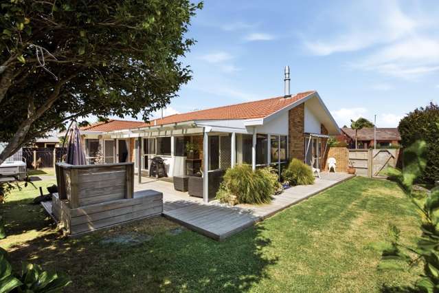 Sun Filled Living, Inside and Out