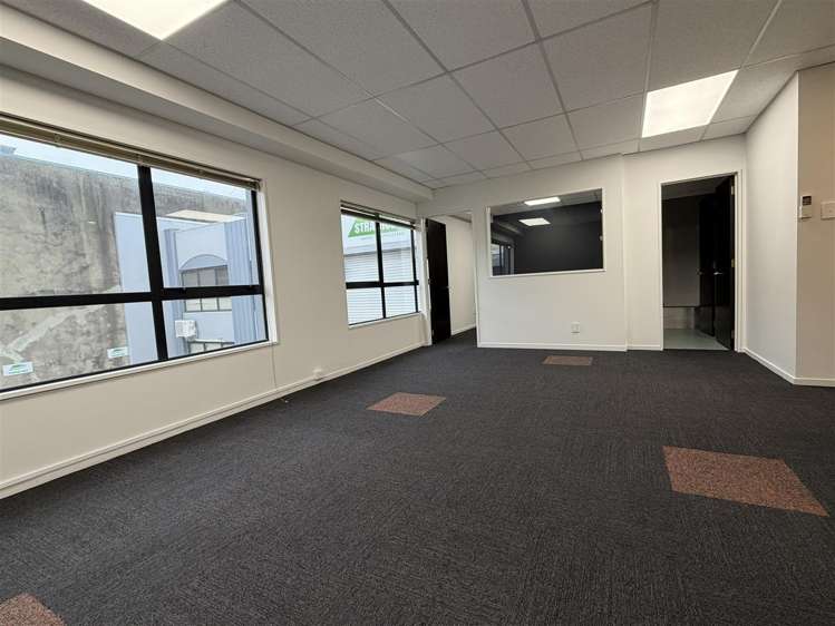2/44 Curries Road Hillsborough_5