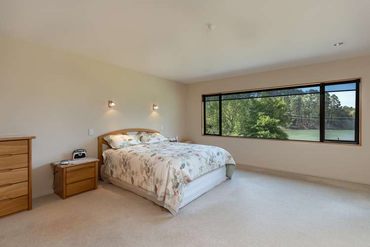 370 The Coastal Highway Redwood Valley_9