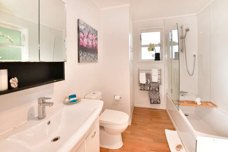 15 Pacific Parade Army Bay_12