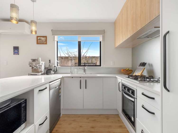 76 Accolage Boulevard Kumeu_8