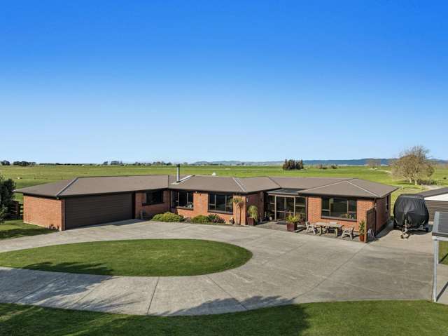 97 East Bank Road Thornton_1