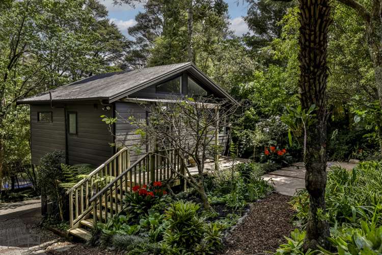 73 Woodfern Crescent Titirangi_20