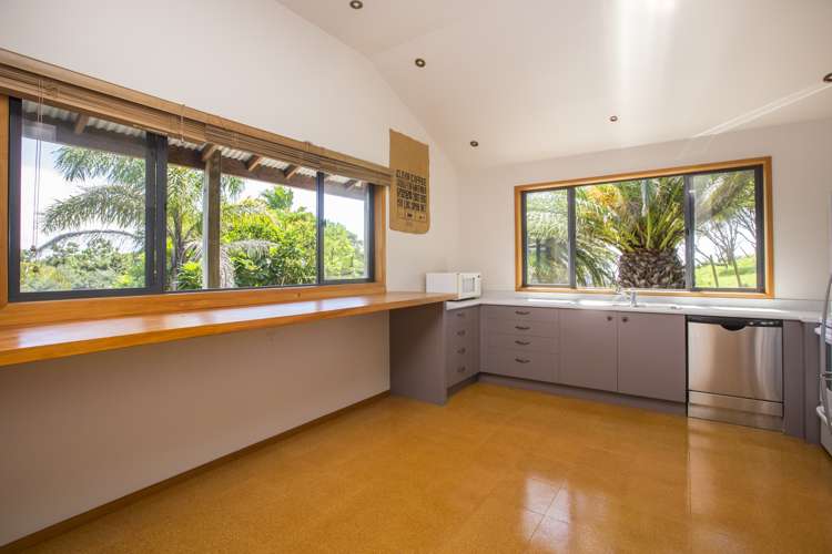 81 Cape Rodney Road Leigh_15