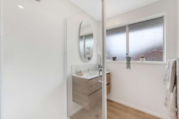 1/54 Moore Street Howick_7