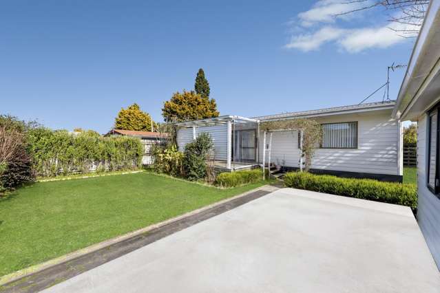 STANDALONE, FREEHOLD, AFFORDABLE WITH BIG LAND!