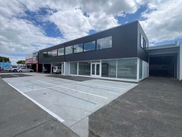 MT ROSKILL INDUSTRIAL - 892M²