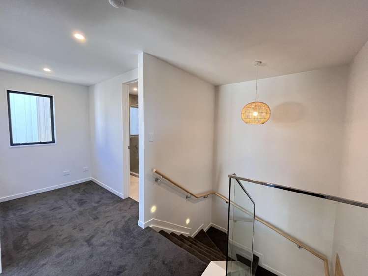 4 Irwin Lane Windsor Park_22