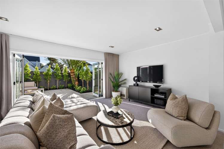 1/11 Cecil Road Milford_34