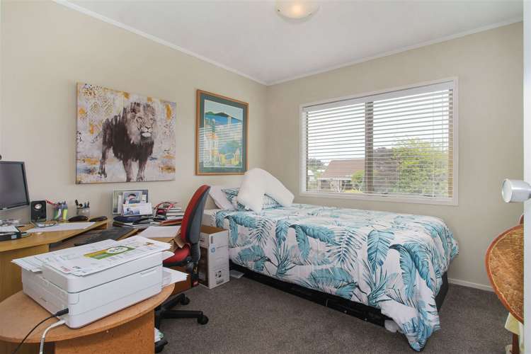 29 Taihiki Road Clarks Beach_11