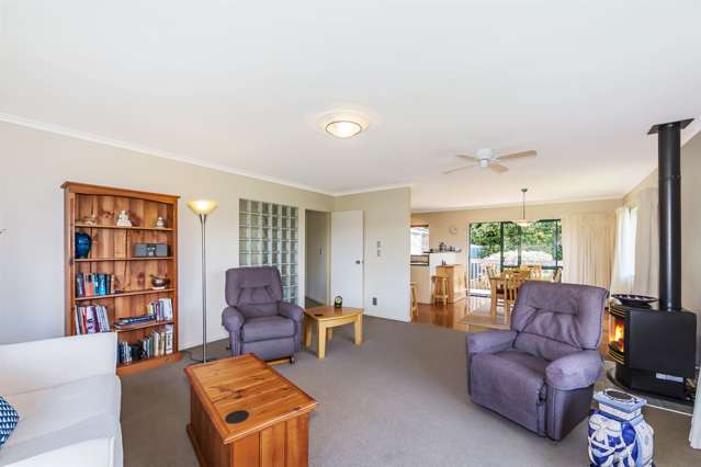 5 Double Bay Place Army Bay_2