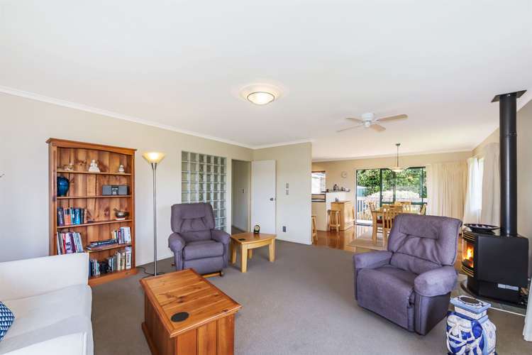 5 Double Bay Place Army Bay_2