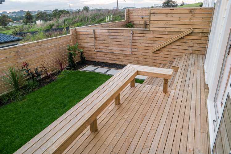 96 Arrowsmith Drive Flat Bush_6