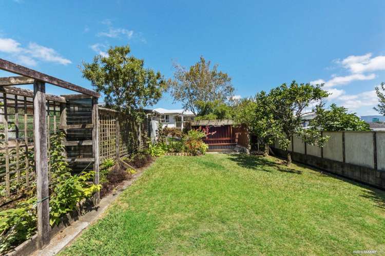 39 School Road Te Atatu South_16