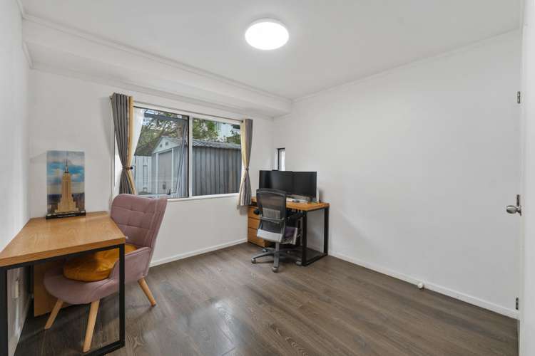 33A Lilburn Crescent Massey_8