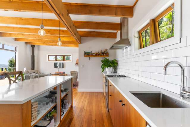 170 Piha Road Piha_4