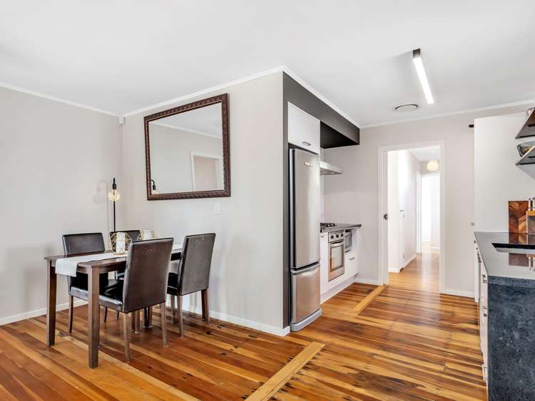 90 Glendale Road Glen Eden_15