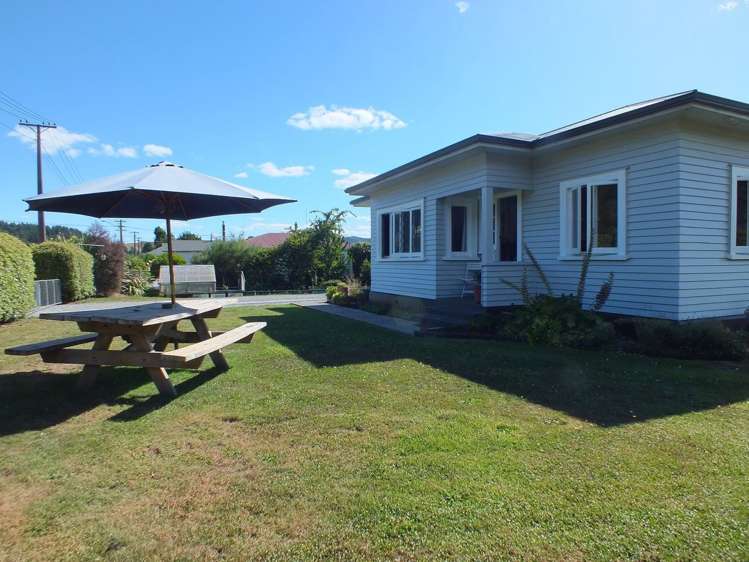 6 Ranft Street Reefton_16