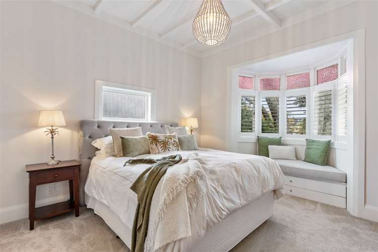 8a Queensway Three Kings_12