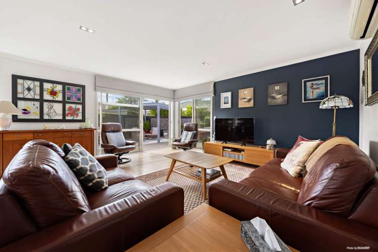 11c Lillian Place Orewa_6