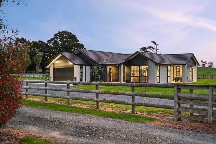 101 Livingstone Road Ngahinapouri_23