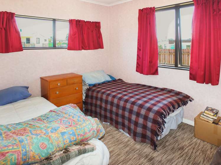 12 Roore Street Foxton Beach_17