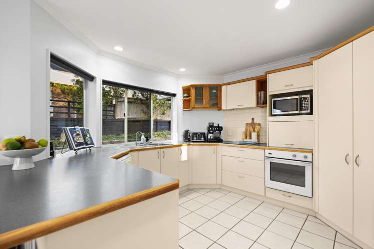5 Strata View Western Heights_1