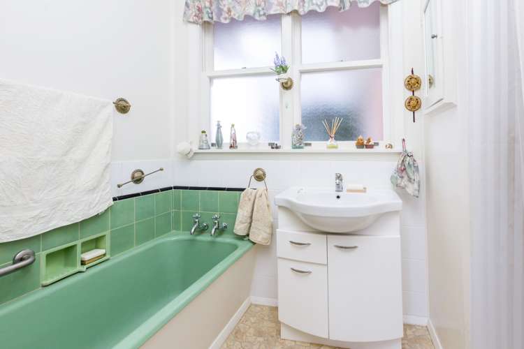 70 Pine Avenue Ebdentown_8