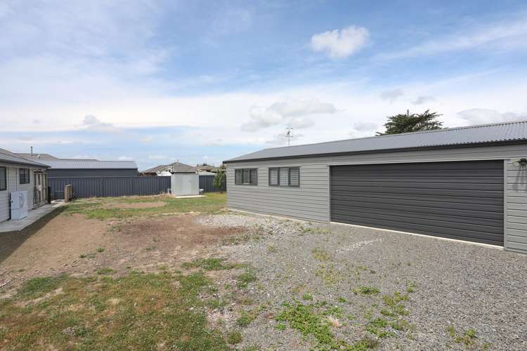 13 George Street Bulls_23