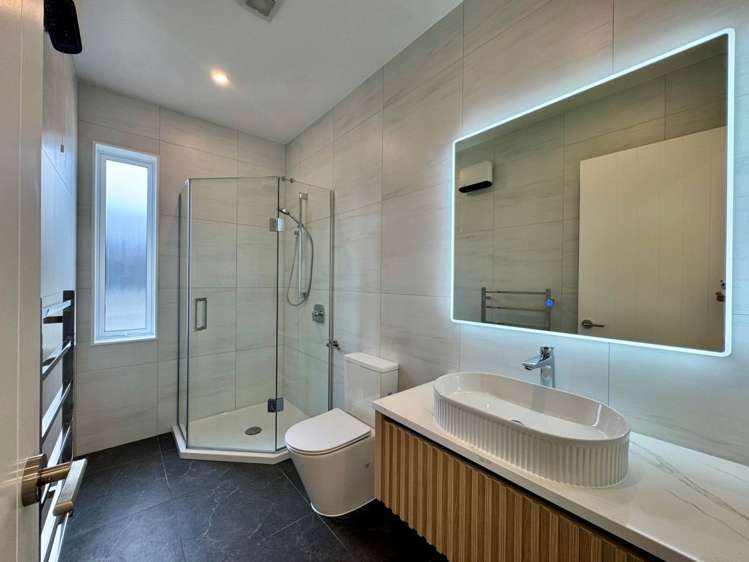 7 Tukutata Crescent Milldale_12