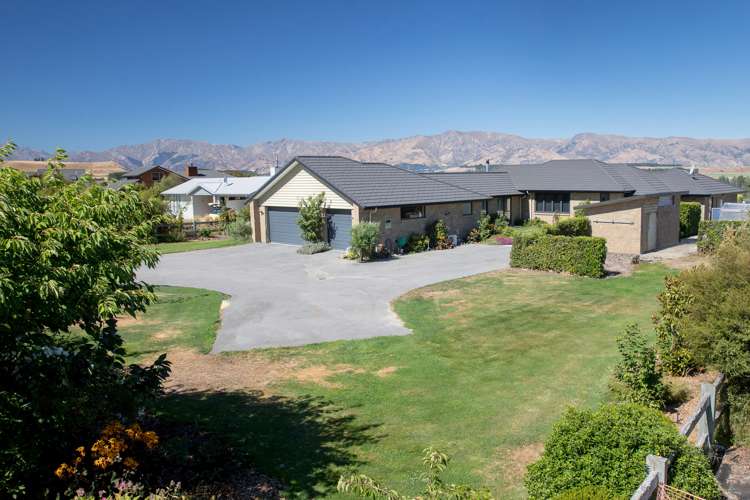 7 Grierson Lane Albert Town_0