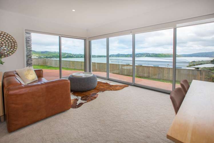 14 Sue Dow Lane Aotea_9