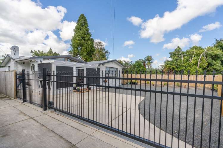 21 Saxbys Road Glenview_19