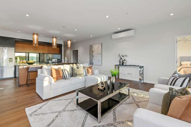 501/4 Bute Road Browns Bay_30